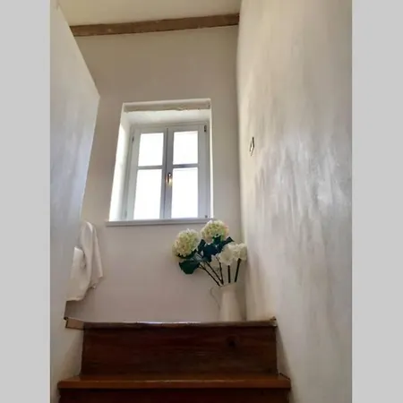 Blue Doors Apartment *